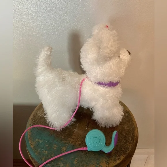 FurReal Friends Get Up and GoGo My Walking Pup - Picture 5 of 9